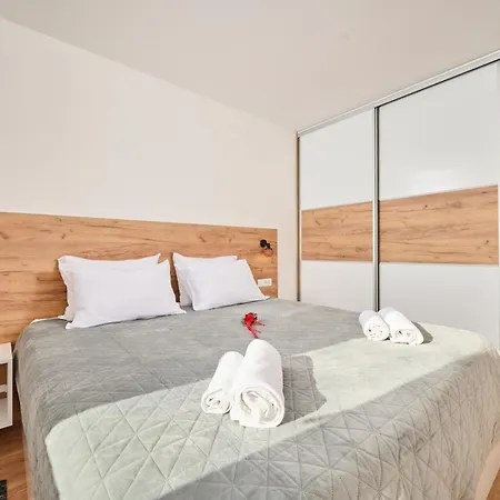 Apartma Morje Savudrija Exterior photo
